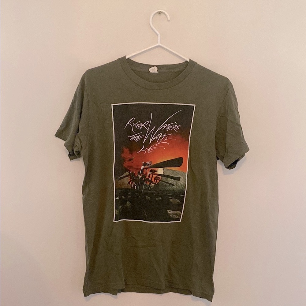 Olive Roger Waters The Wall Graphic Concert T-Shirt